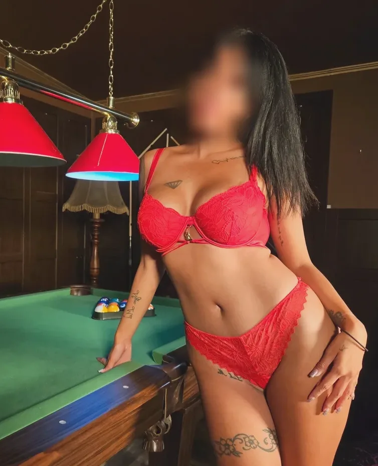 Imane, 34 años